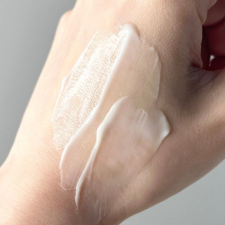 کرم باکوچیول و رتینول Mamonde