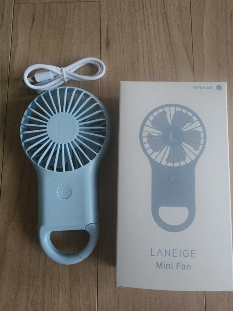 پنکه دستی چراغدار laneige